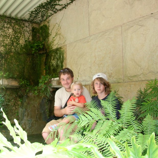 Jayme Edwards and two of his kids under a bridge at the San Antonio Riverwalk in 2008.